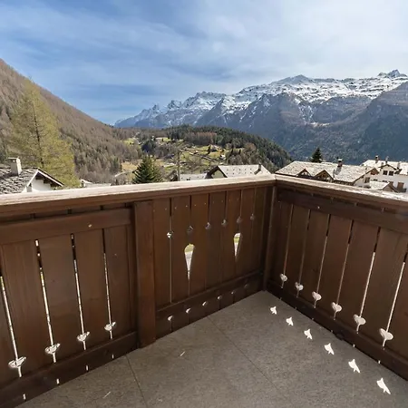 Aparthotel Larice Bianco *