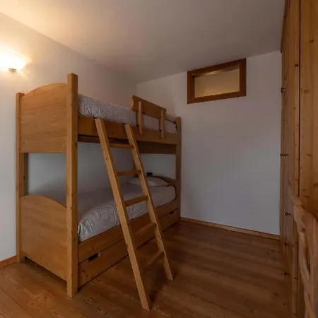 Larice Bianco Aparthotel